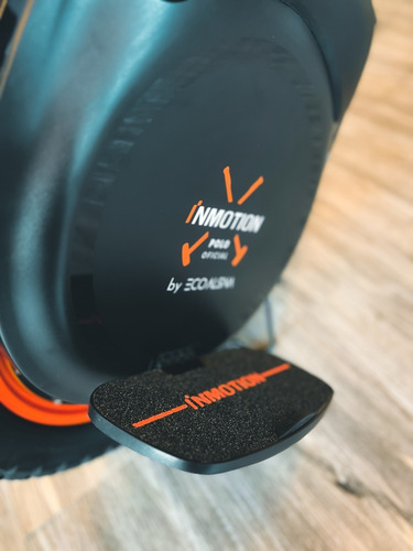 Imagen 4 de 10 de Monociclo Eléctrico Inmotion V12ht/160km Autonomía Ecoalsina