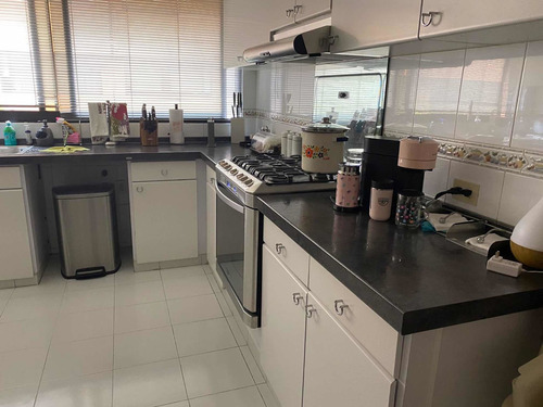 Imagen 8 de 14 de Casa Con 3 Recamaras, Cuarto De Servicio Y 4 Baños