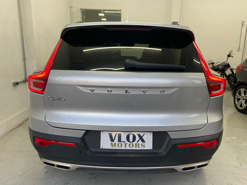 Volvo XC40 2.0 T4 5p