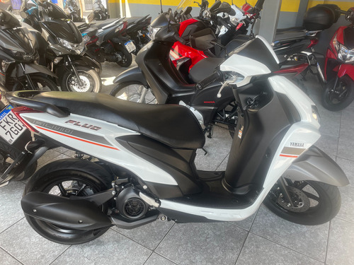 Fluo 125 Abs C/ 15.000 Kms