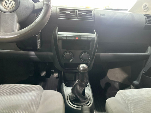 Volkswagen Fox 1.6 Plus Total Flex 5p
