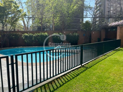 Metro Alcantara, Las Condes