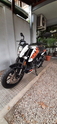 Ktm Duke 200 Excelente Estado.