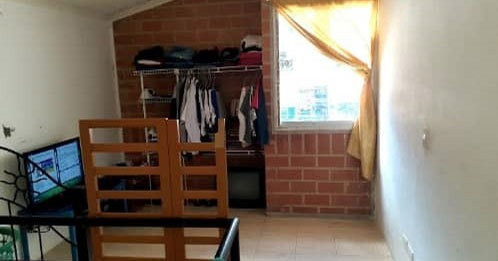 Imagen 4 de 8 de Townhouse Charallave, 2 Habitaciones, 2 Baños. Con 2 Aires.