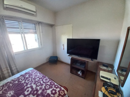 Colegiales Venta 4 Ambientes Apto Credito! Baño Y Toilette. Piso Alto Vista Panoramica. Alvarez Thomas Y Avda Forest Con Estrategica Ubicacion Cerca De Chacarita, Belgrano Y Vill