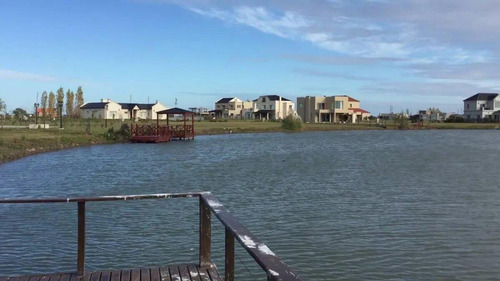 Venta Lote En Barrio Santa Rita - Retazado
