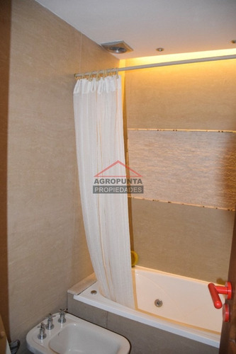 Apartamento En Peninsula, 3 Dormitorios *- Ref: 4768