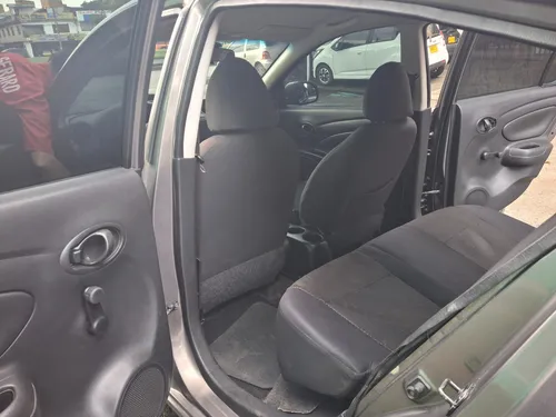 Nissan Versa 1.6 Advance