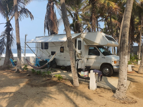 Imagen 8 de 15 de Motorhome Ford 1999