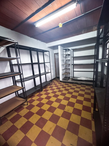 Jcanchica Edificio Comercial En Venta En La Concordia