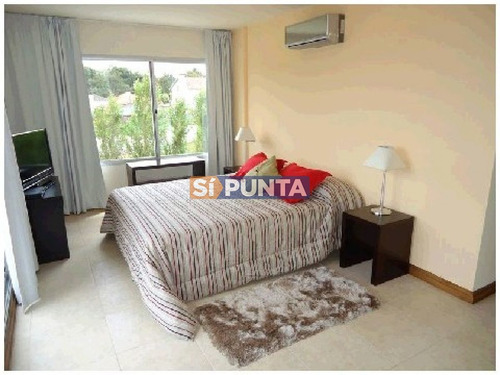 Imagen 7 de 10 de Apartamento En Playa Mansa