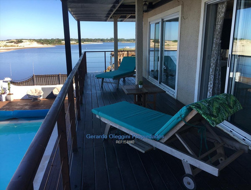 Imagen 1 de 22 de Venta Casa Frente A La Playa 3 Dormitorios 3 Baños Piscina