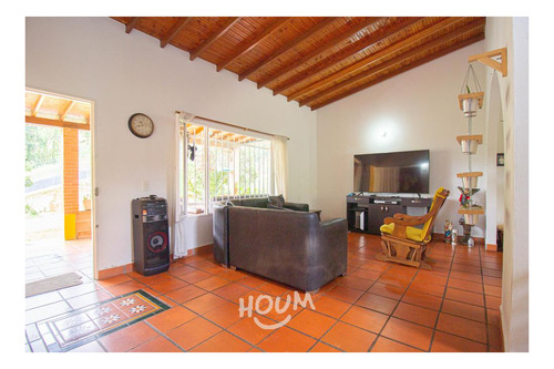 Imagen 2 de 30 de Casa En Pueblo Viejo. 7 Habitaciones, 310 M²