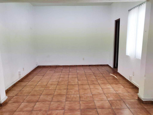 Casa En Venta Con Gran Terreno En Colonia Álamos: Ideal Para Colegios Y Vivienda