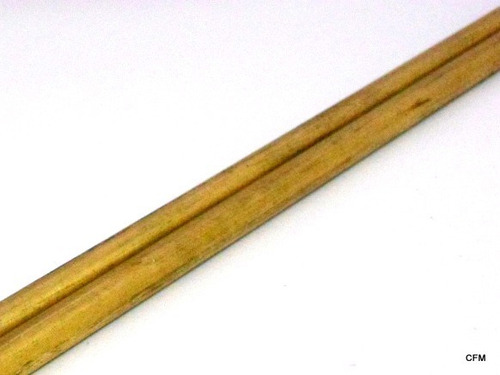 Imagem 2 de 3 de Tubo Latão 1/8 X 1/32 X 50 Cm 2 Peças