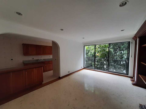 Imagen 3 de 14 de Apartaestudio En Venta, Av Del Poblado, Medellin.