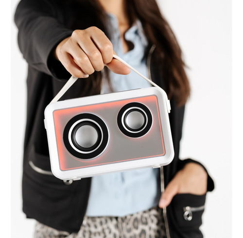 Bocina Inalámbrica Con Centro De Carga Para Celular Loopstar