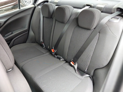 Fiat Cronos 1.8 Patente