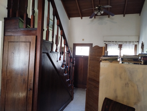 Apta Credito!! Retasada, Excelente Oportunidad! Zona Clásica De Bella Vista, A Dos Cuadras De La Iglesia San Francisco, Cercana A La Estación Del San Martin, Charter A Bs As, Y Zona Comercial.
