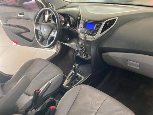 Imagem 9 de 11 de Hyundai Hb20s 1.6 Premium 16v Flex 4p Automático