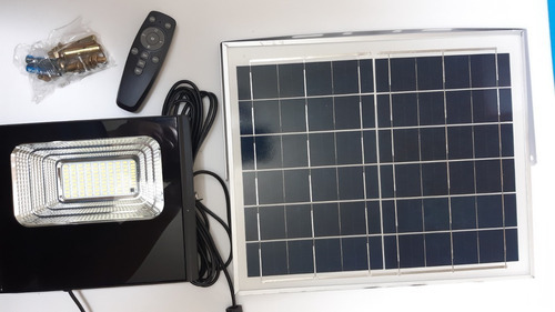 Imagen 4 de 10 de Reflector Solar Led 100w Recargable Exterior Luz Blanca Color De La Carcasa Negra Color De La Luz Blanco Neutro