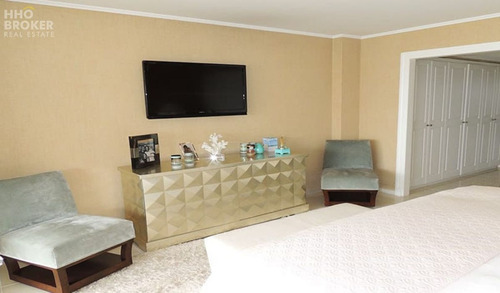 Imagen 9 de 29 de Departamento En Venta. Frente Al Mar. Mansa. Planta Especial. Esquinero. - Punta Del Este Mansa