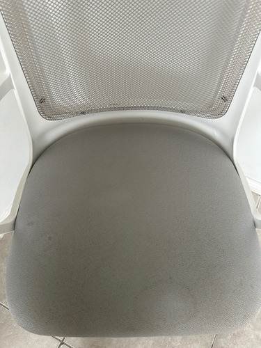 Silla Escritorio Usada, Blanca Y Gris, Moderna Blanco Sintético (Usado)