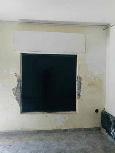 Vendo Local Comercial En Pocitos