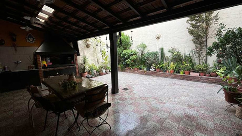 Casa En Venta En Piñeyro