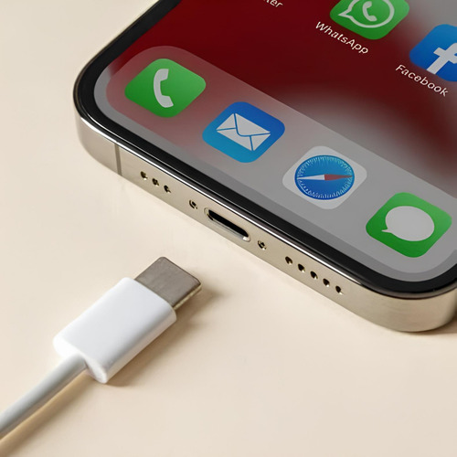 Carregador Turbo Compativel iPhone 15 Pro Max, 15 Pro Cor Preto Carregador Para iPhone Carregador Com Proteção De Sobrecarga Carregador Vtr Eletronics Carregador Turbo Fast Charging