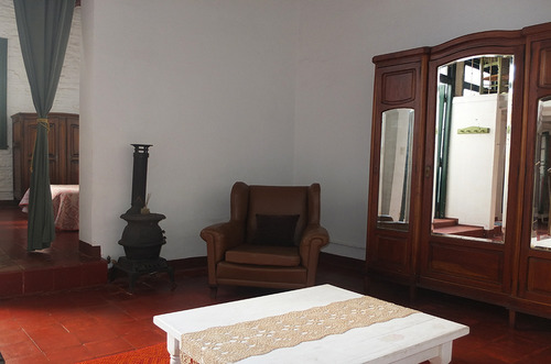 Departamento En San Telmo - Encantador Ph Antiguo Con Patio Colonial - Alquiler Temporario - 3 Ambientes