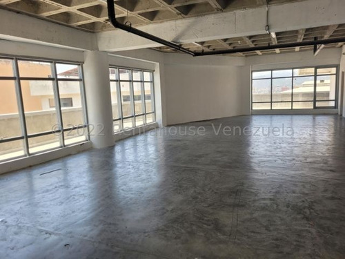 Imagen 9 de 12 de Galpón En Alquiler Código: 22-24626 Boleita Norte 04143448628
