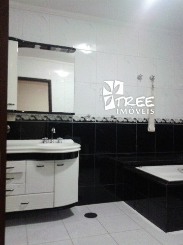Imagem 8 de 9 de Venda De Casa No Condomínio Monterey Ville, 5 Suítes, 3 Salas, 5 Banheiros, Sala, Cozinha, Lavanderia, Garagem. Consulte-nos. - Ca01042 - 2621537
