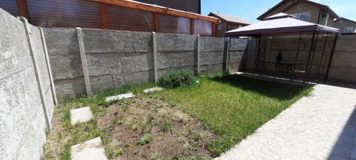 La Siembra N°4831, Condominio Las Tranqueras, Lampa.