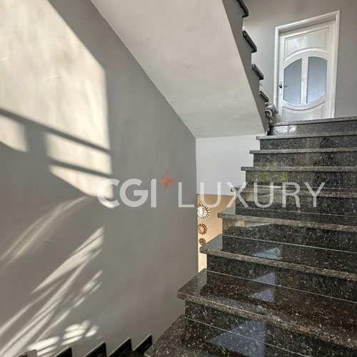 Cgi+ Luxury Lecheria Vende Hermosa Casa En La Ur. Las Villas