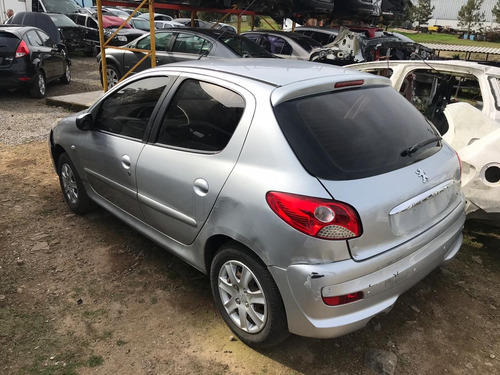 Imagem 5 de 7 de Sucata Peugeot 207 1.4 Flex - Rs Auto Peças Farroupilha