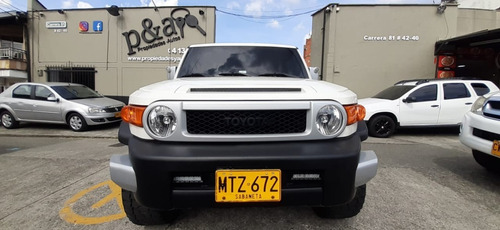 Toyota Fj Cruiser 2013 Meca 4000cc 4x4 Gasol