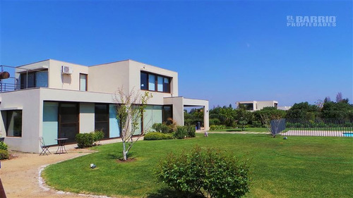 Imagen 4 de 13 de Casa En Venta En Colina, Chicureo Centro, En Condominio