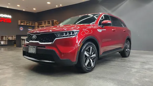 Kia Sorento 2.4 L4 EX Piel 7 Pasajeros At