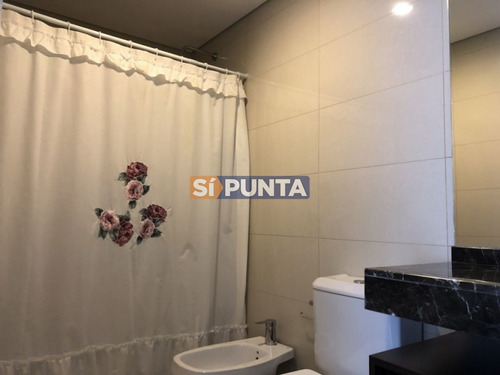 Imagen 20 de 24 de Apartamento Frente Al Mar