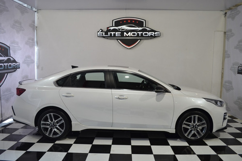 Imagen 6 de 15 de Kia Forte Gt 2020