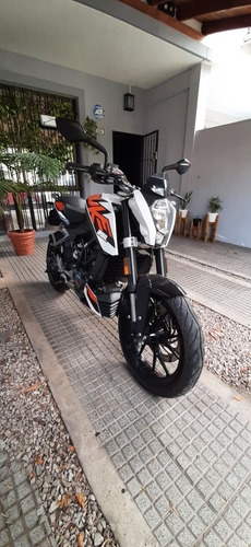Ktm Duke 200 Excelente Estado.