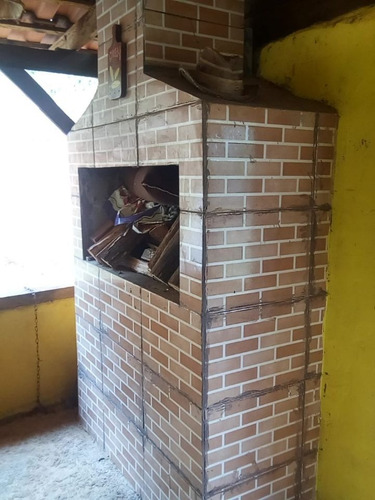 Chácara No Bairro Nogueira Em Aiuruoca Mg, Perto De Alagoa , Lugar De Lindas Cachoeiras, Casa Com 03 Quartos, Terreno Com 2.000 M2. - 330