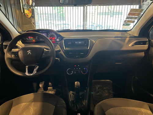 Peugeot 208 1.6 Active