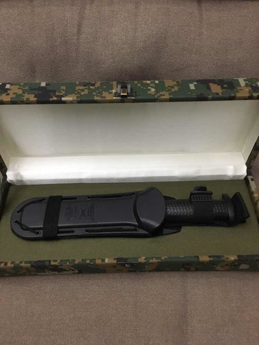 Imagen 1 de 7 de Corvo Bicentenario Caja Pixelada Zona Sur Ejército Militar