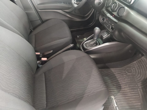 Imagen 17 de 24 de Cronos Drive Cvt 1.3 Tr3