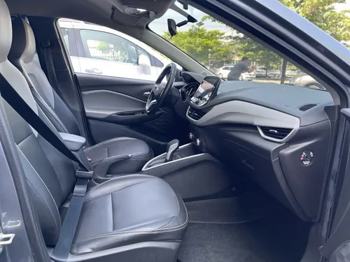 Chevrolet Onix 1.0T Premier Hatch At