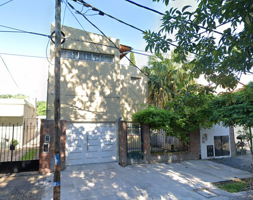 Chalet 6 Ambientes Amplio Lote 5 Baños F: 9831