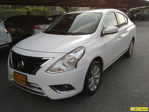 Nissan Versa 1.6 Advance