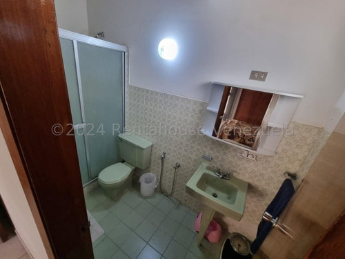 Leandro Manzano Casa En Venta,colinas De Los Ruices Mls #24-26888 As